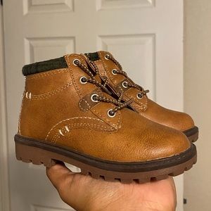Toddler boots